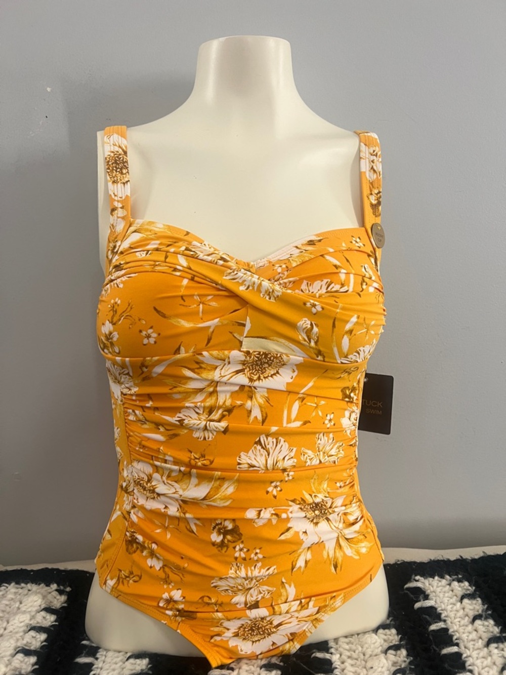 Nip Tuck Swim Yellow Tummy Control One Piece Swimsuit | Slimming Ruched | Size 4